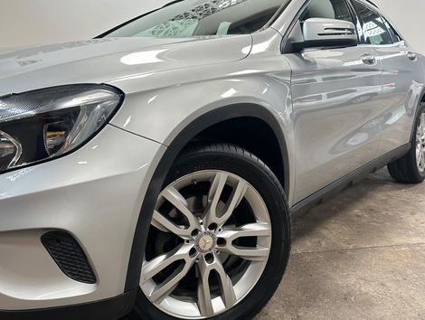 Mercedes GLA 200 Style 1.6 TB 16V/Flex Aut.