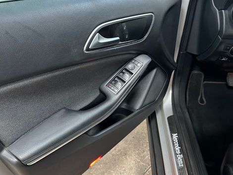 Mercedes GLA 200 Style 1.6 TB 16V/Flex Aut.