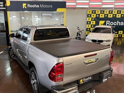 Toyota Hilux CD SRV 4x2 2.7 Flex 16V Aut.