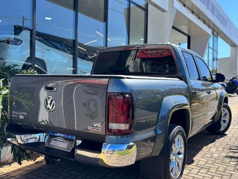 VolksWagen AMAROK Highline CD 3.0 4x4 TB Dies. Aut.