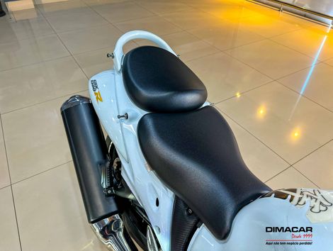 SUZUKI GSX 1300-R HAYABUSA