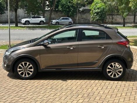 Hyundai HB20X Style 1.6 Flex 16v Mec.