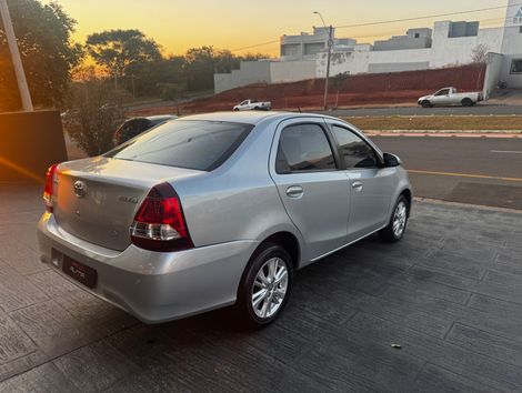 Toyota ETIOS X Plus Sedan 1.5 Flex 16V 4p Aut.