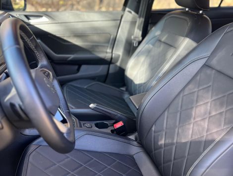 VolksWagen VIRTUS Exclusive 250TSI 1.4 Flex 16V Aut