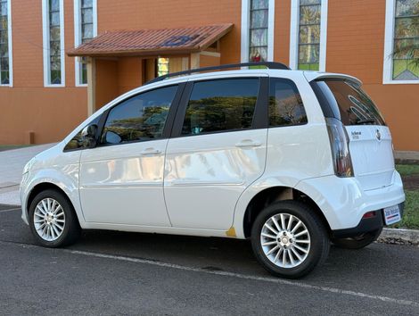 Fiat Idea ATTRACTIVE 1.4 Fire Flex 8V 5p