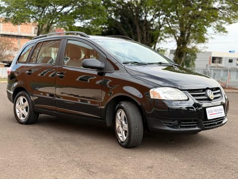VolksWagen SPACEFOX 1.6/ 1.6 Trend Total Flex 8V 5p