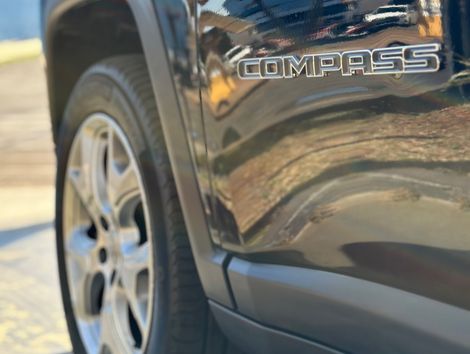 Jeep COMPASS LONGITUDE 2.0 4x4 Dies. 16V Aut.