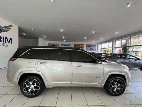 Jeep Commander Overland T270 1.3 TB Flex Aut.