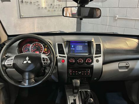 Mitsubishi Pajero HPE 3.5 4x4 Flex 5p Aut.