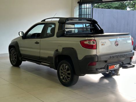 Fiat Strada Adv.1.8 16V Dualogic Flex CD
