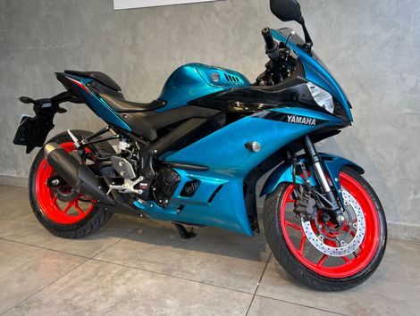 YAMAHA YZF R-3 321/ABS