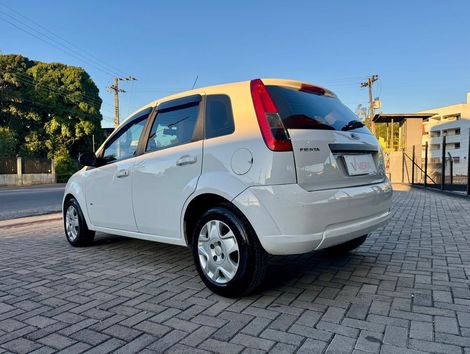 Ford Fiesta SE 1.0 8V Flex 5p