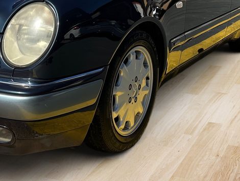 Mercedes E-320 3.2 Elegance