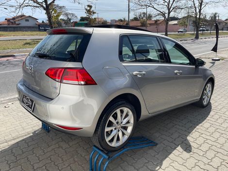 VolksWagen Golf Comfortline 1.6 MSI Total Flex Aut.