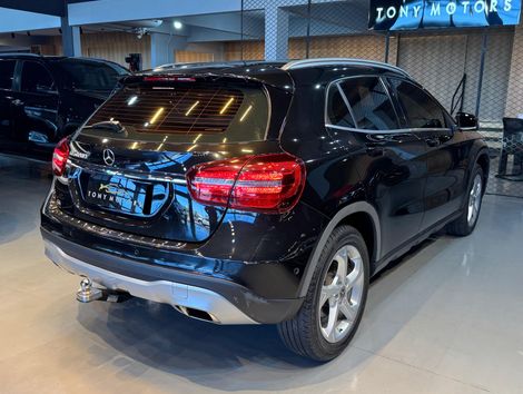 Mercedes GLA 200 Advance 1.6/1.6 TB 16V Flex Aut.
