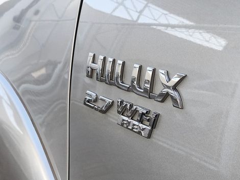 Toyota Hilux CD SRV 4x4 2.7 Flex 16V Aut.