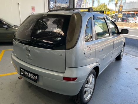 Chevrolet Corsa Hat. Premium 1.4 8V ECONOFLEX 5p