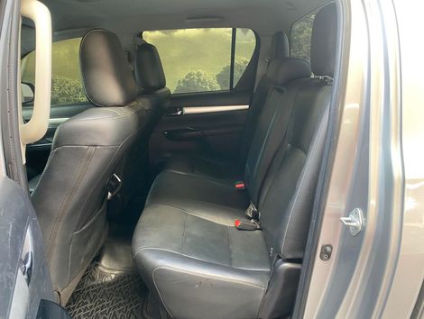 Toyota Hilux CD SRV 4x4 2.8 TDI Diesel Aut.