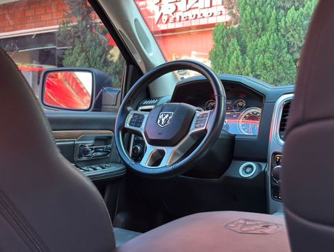 RAM CLASSIC LARAMIE 5.7 CD V8 4X4 Aut.