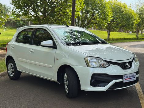 Toyota ETIOS XS 1.5 Flex 16V 5p Aut.