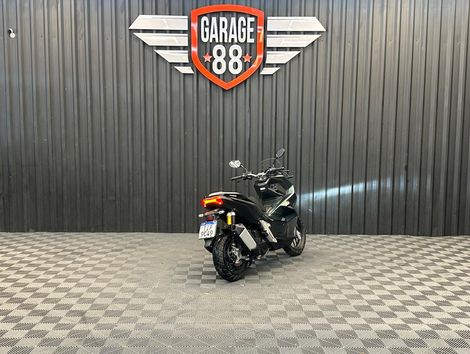 HONDA ADV 150
