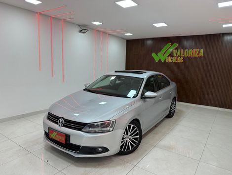 VolksWagen JETTA Highline 2.0 TSI 16V 4p Tiptronic