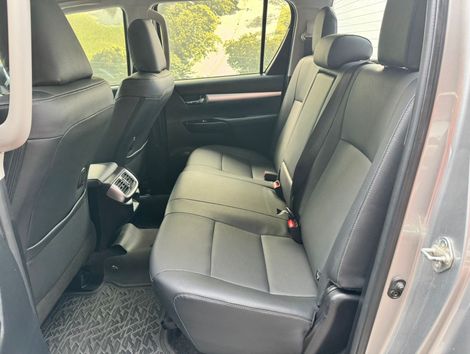 Toyota Hilux CD SRX 4x4 2.8 TDI 16V Diesel Aut.