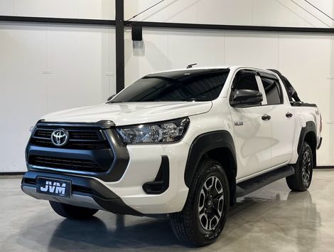 Toyota Hilux CD 4x4 2.8 Diesel Mec.