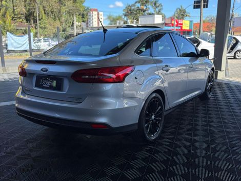Ford Focus TITA/TITA Plus 2.0  Flex 5p Aut.