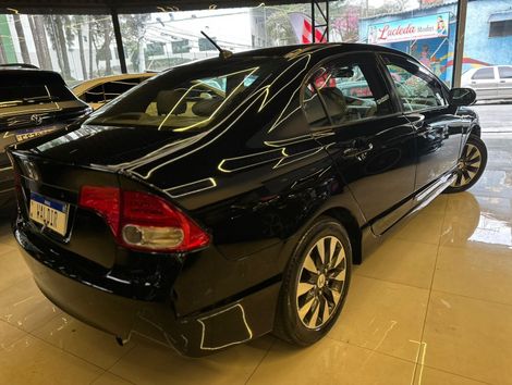 Honda Civic Sedan LXS 1.8/1.8 Flex 16V Aut. 4p