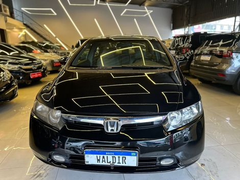 Honda Civic Sedan LXS 1.8/1.8 Flex 16V Aut. 4p