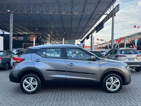 Nissan KICKS S Direct 1.6 16V Flex 5p Aut.