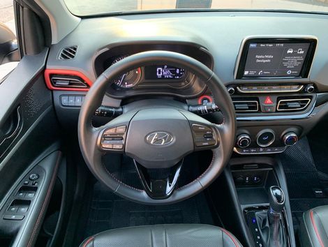 Hyundai HB20X Diamond Plus 1.6 Flex 16V Aut.