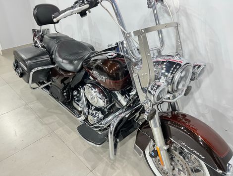 Harley ROAD KING CLASSIC  FLHRC/ CUSTOM FLHRSI