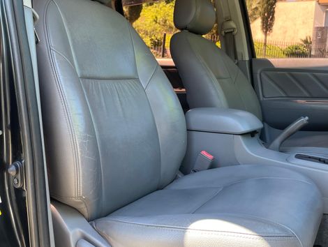 Toyota Hilux CD SRV D4-D 4x4 3.0 TDI Diesel Aut