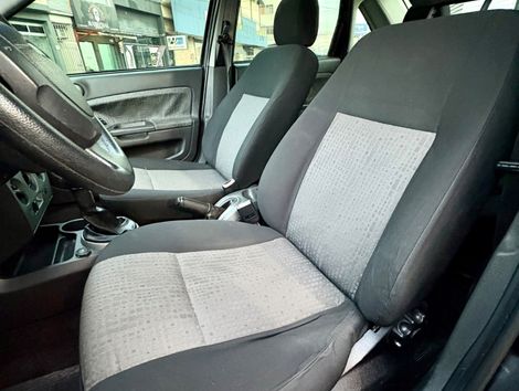 Ford Fiesta Sed. 1.6 8V Flex 4p