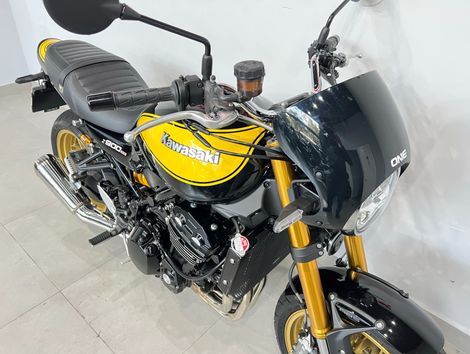 KAWASAKI Z 900 RS R Edition