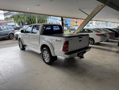 Toyota Hilux CD SRV 4x4 2.7 Flex 16V Aut.