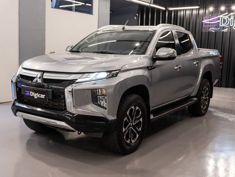 Mitsubishi L200 Triton Sport HPE-S 2.4 CD Dies. Aut
