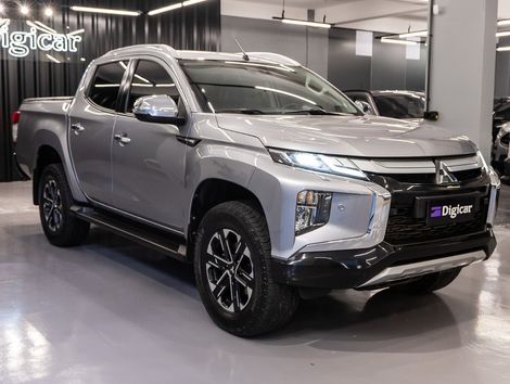 Mitsubishi L200 Triton Sport HPE-S 2.4 CD Dies. Aut