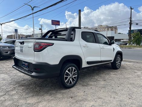 Fiat Strada Volcano 1.3 Flex 8V CD