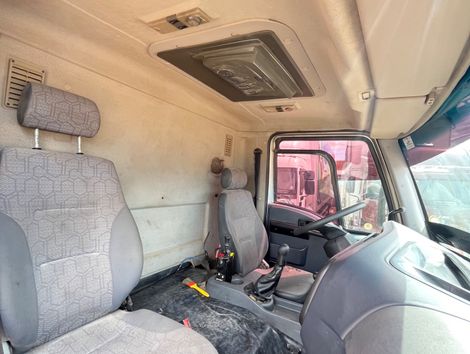 FORD CARGO 2429 E 6x2 Turbo 2p (diesel)(E5)