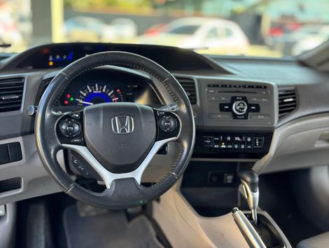 Honda Civic Sedan LXR 2.0 Flexone 16V Aut. 4p