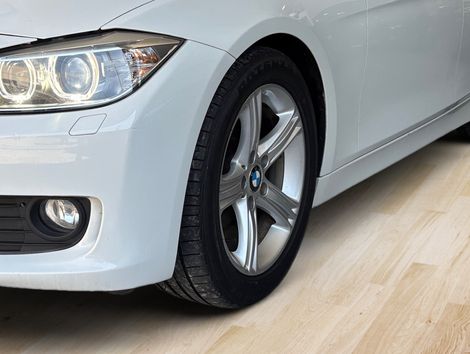 BMW 320iA GT Sport 2.0 Turbo 16V 184cv 5p