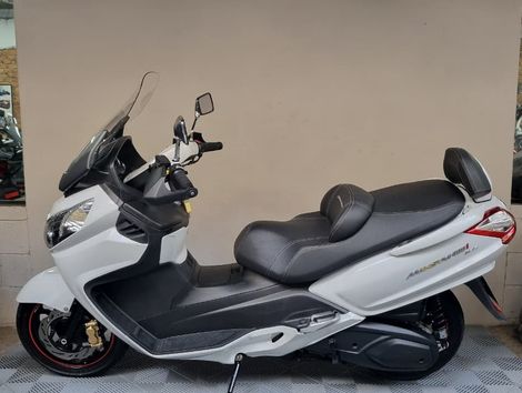 DAFRA MAXSYM 400i