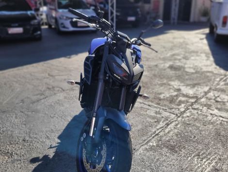 YAMAHA MT-09 850cc/ABS