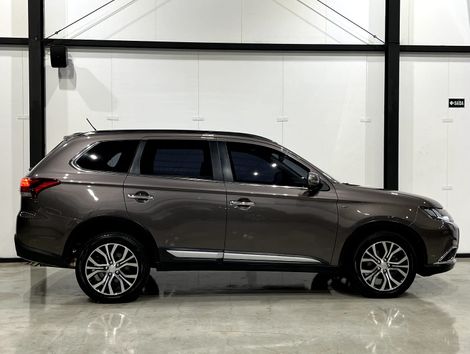 Mitsubishi OUTLANDER 3.0/ GT 3.0 V6 Aut.