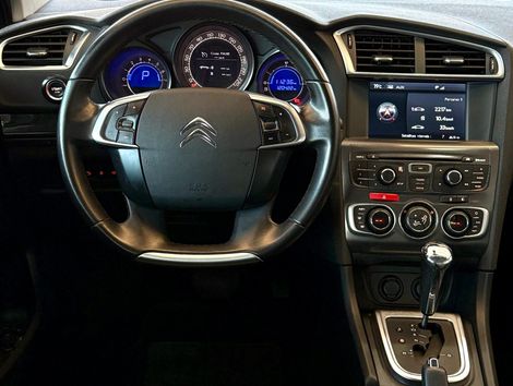 Citroën C4 LOUNGE Exclusive 1.6 Turbo 4p Aut.