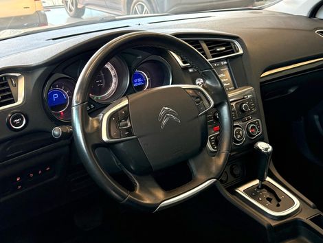 Citroën C4 LOUNGE Exclusive 1.6 Turbo 4p Aut.