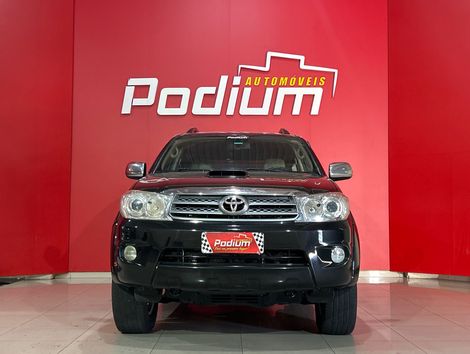 Toyota Hilux SW4 SRV D4-D 4x4 3.0 TDI Dies. Aut